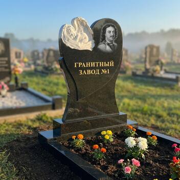 3049 Мемориальный памятник сердце с ангелочком